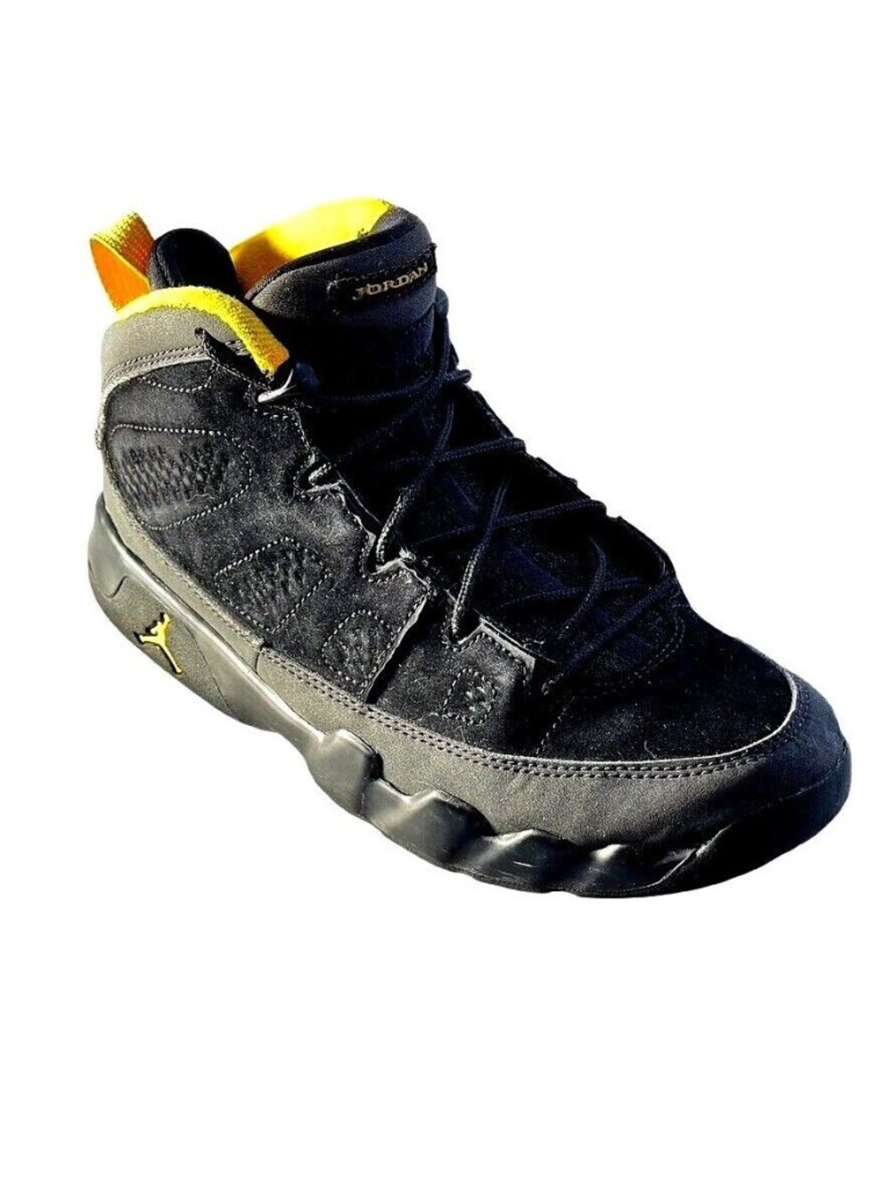 Air Jordan 9 Retro Black Yellow Sneakers Youth Size 3Y Basketball Shoes
